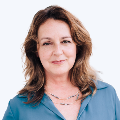 evolve-org-team-Ana-Sanjuan-director-amplify-light
